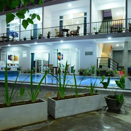Di Sicuro Tourist Inn هيكادوفا المظهر الخارجي الصورة