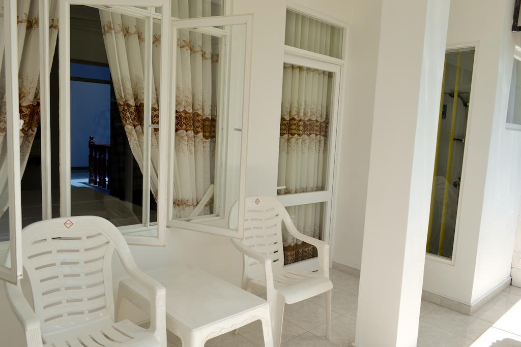 Di Sicuro Tourist Inn هيكادوفا المظهر الخارجي الصورة