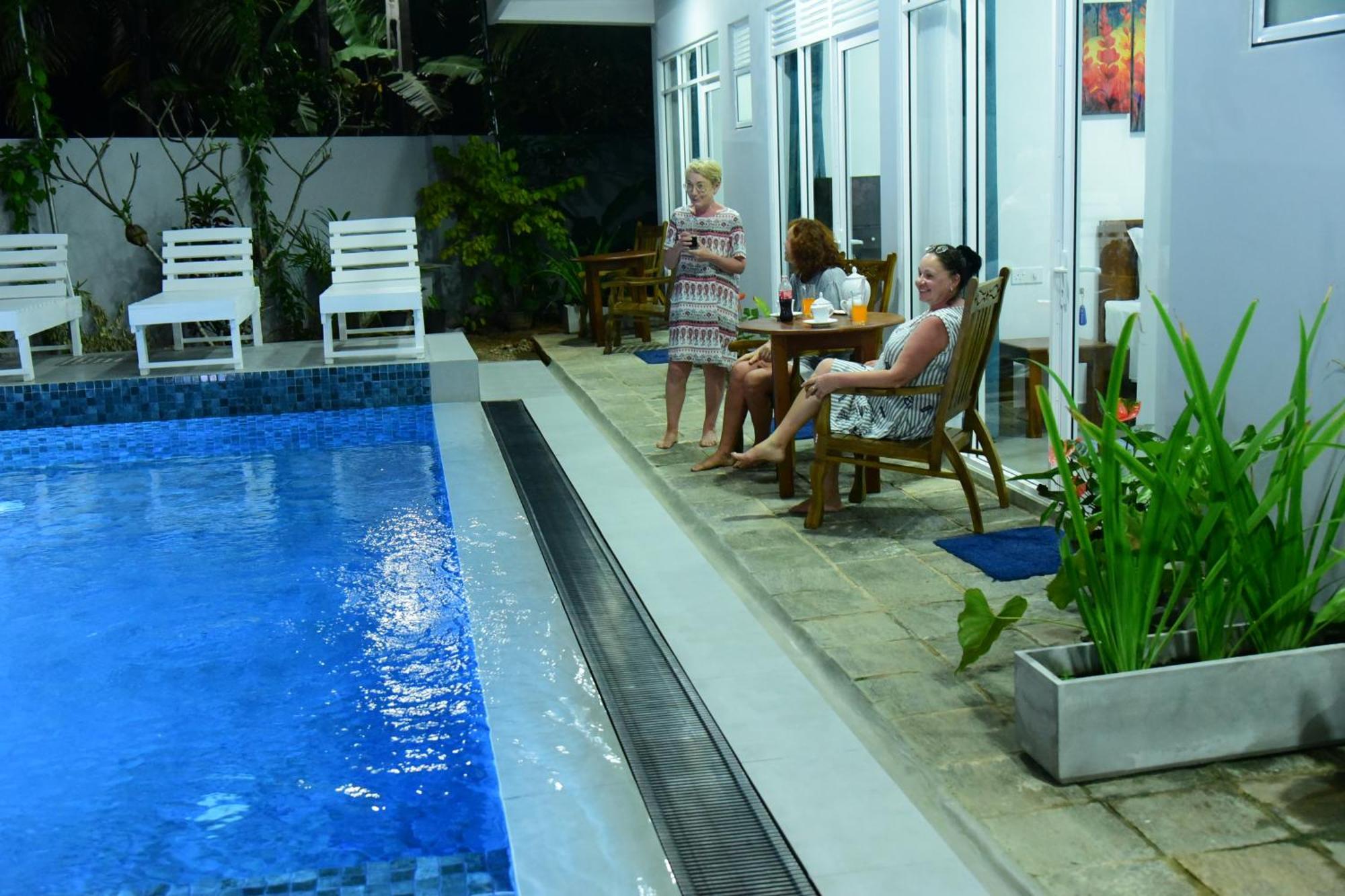 Di Sicuro Tourist Inn هيكادوفا المظهر الخارجي الصورة
