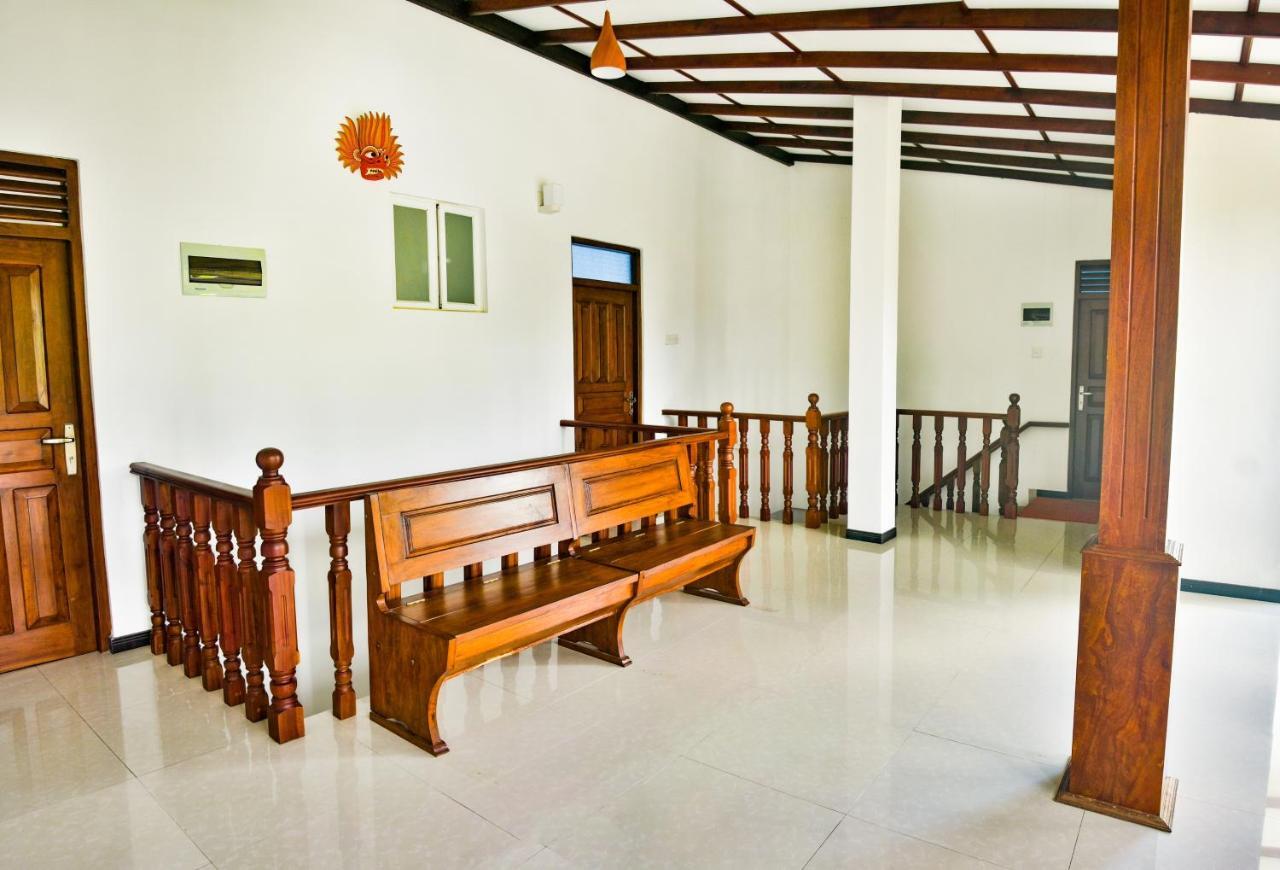 Di Sicuro Tourist Inn هيكادوفا المظهر الخارجي الصورة