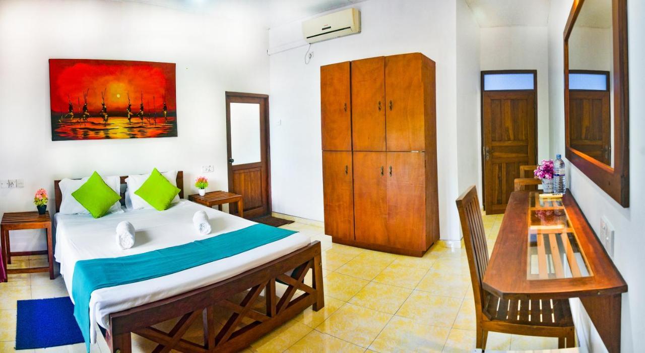Di Sicuro Tourist Inn هيكادوفا المظهر الخارجي الصورة