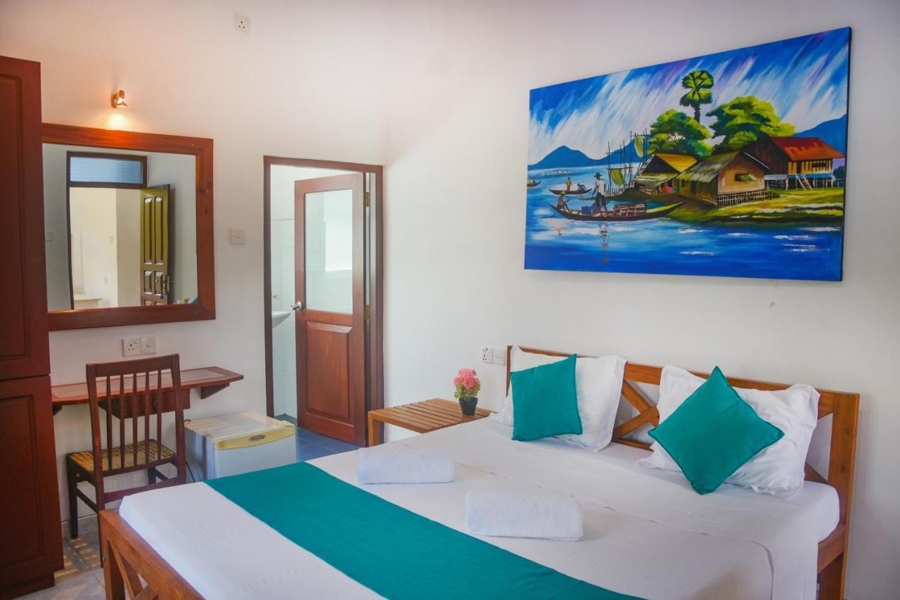 Di Sicuro Tourist Inn هيكادوفا المظهر الخارجي الصورة