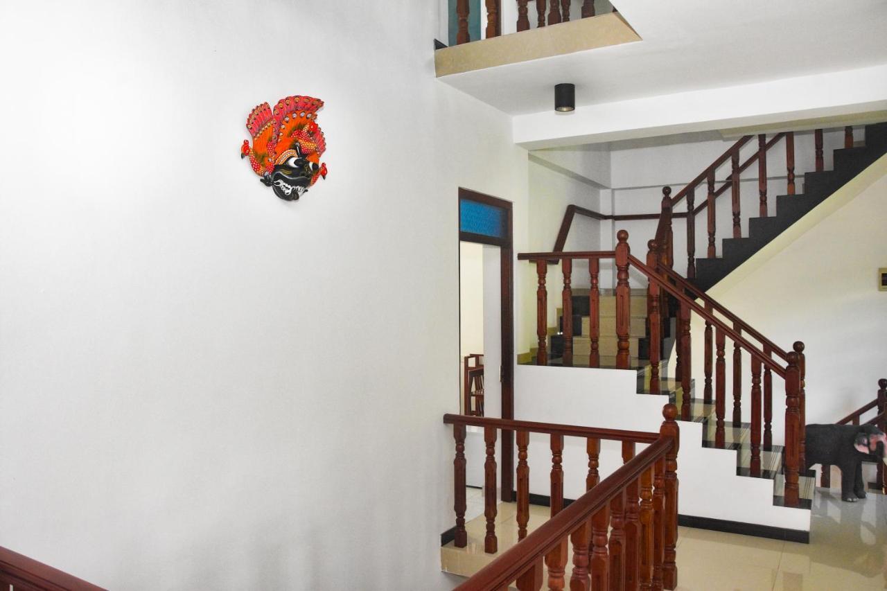 Di Sicuro Tourist Inn هيكادوفا المظهر الخارجي الصورة